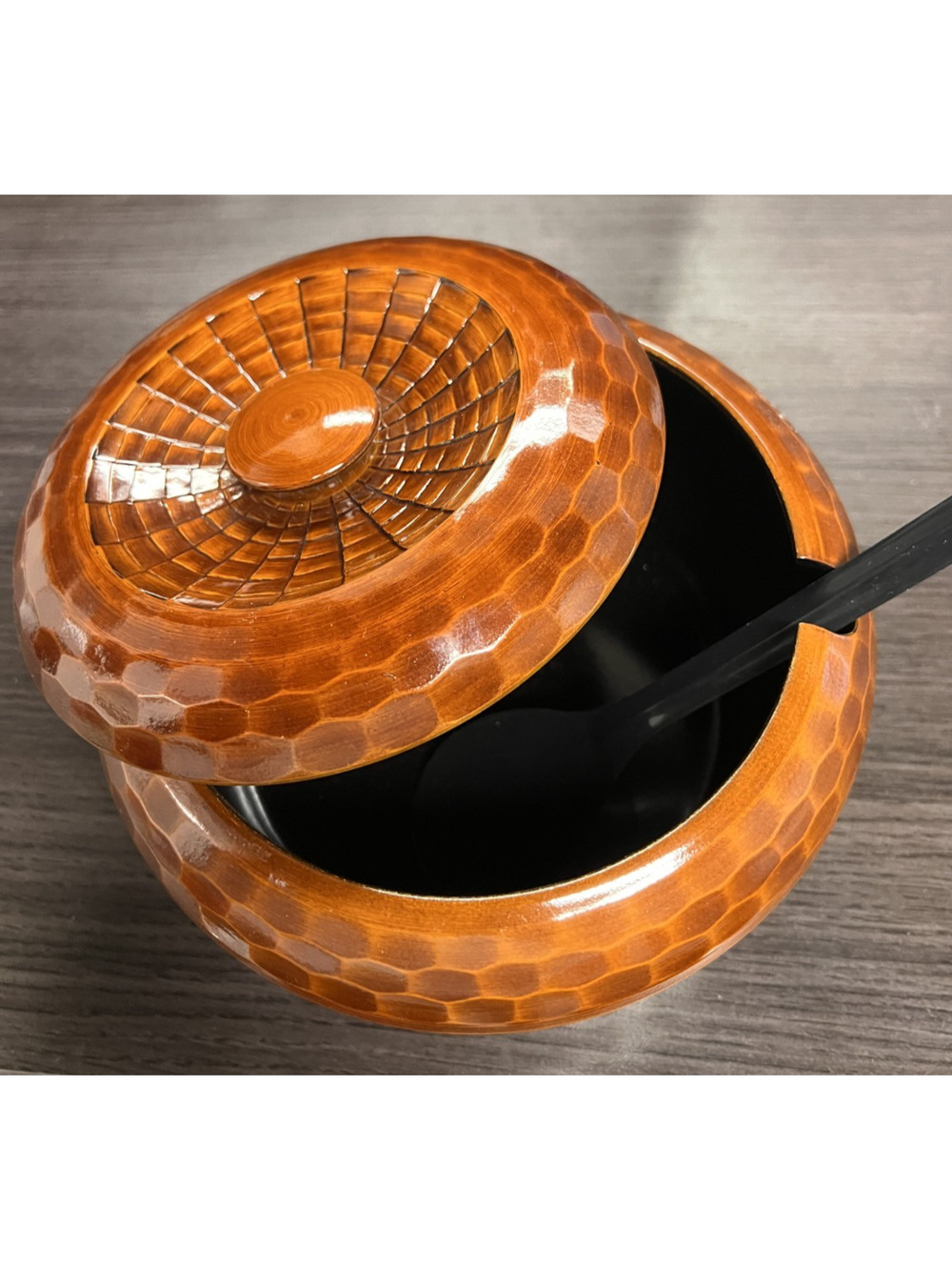 Vtg JAPANESE OHITSU RICE BOWL FAUX HONEYCOMB PATTERN WOOD LACQUER LIDDED W/SPOON